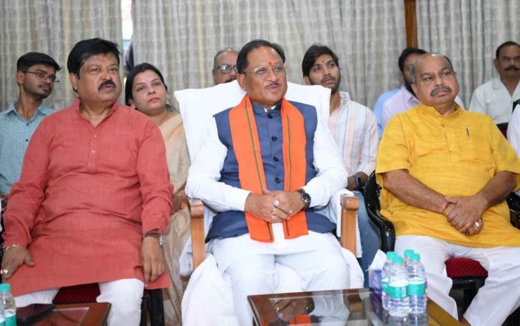 मुख्यमंत्री श्री विष्णु देव साय ने सुनी ‘मन की बात’ की 132वीं कड़ी